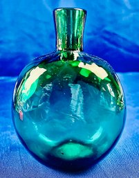 Metropolitan Museum Of Art Hand Blown Emerald Green Glass Bottle Flask - Signed On Base 'MMA' With Pontil Mark