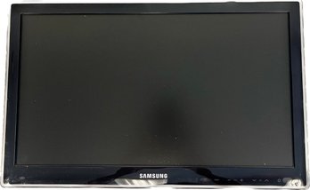 New! Samsung Insignia 22 LED TV -q1080p - NS-22D510NA19
