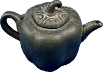 Chinese Black Clay Pepper Shaped Teapot With Stem Lid - Vine Details On Spout
