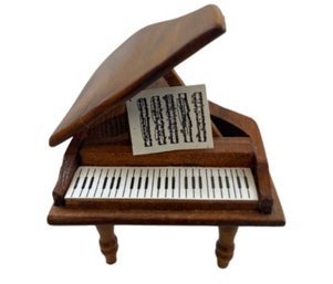 Dollhouse Piano