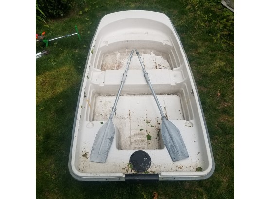 West Marine Dingy With Oars