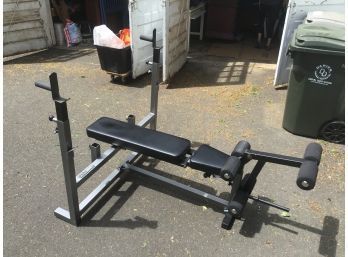 Parabody Weightlifting Bench