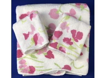 Vintage Porthault Bath Sheet & Two Matching Face Towels - Original Labels Attached