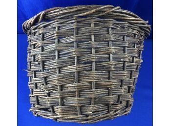 Huge Grapevine Basket With Liner - Great As A Planter