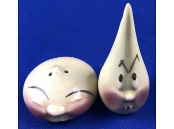 Salt & Pepper Shakers - Part Of A Private Collection From CT Estate - Others In This Sale