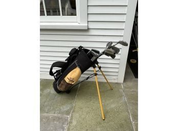 Golf Bag With Golden Bear Clubs