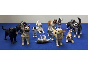 16 Plastic Dogs