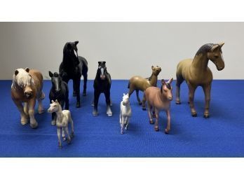9 Plastic Horses