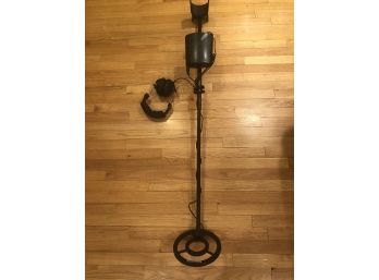 Metal Detector With Headset