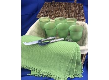 Picnic Hamper -  6 Green Plastic Glasses, 8 Green Placemats & Quality Cheese Knives