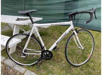 Road Bike 58cm Aluminum Frame, Shimano Sora Group