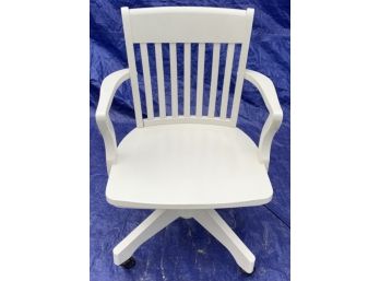 White  Swivel Office Chair