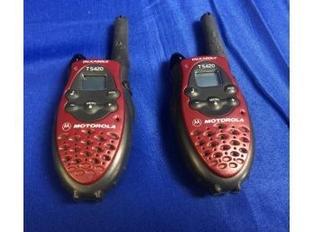 Two-Way Radios (pair) - Motorola Talkabout T5420