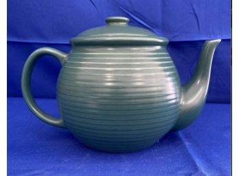 Green Ceramic Tea Pot