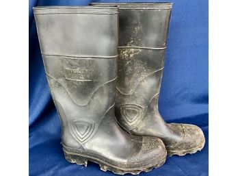 Tingley Boots, Size 5