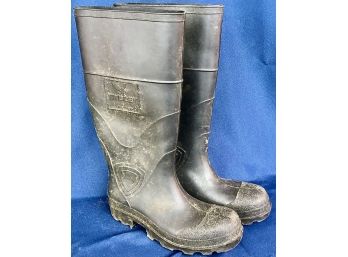 Tingley Boots, Size 5