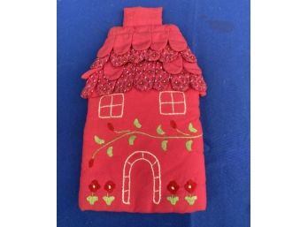 Cheerful Pink Cottage Oven Mitt