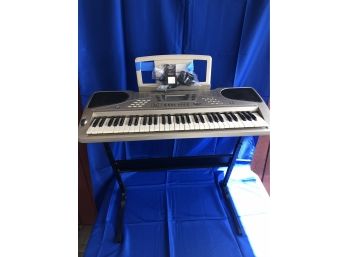 Sharper Image 61 Key Electronic Keyboard And Stand