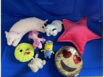 Stuffed Animal  And Pillow Lot