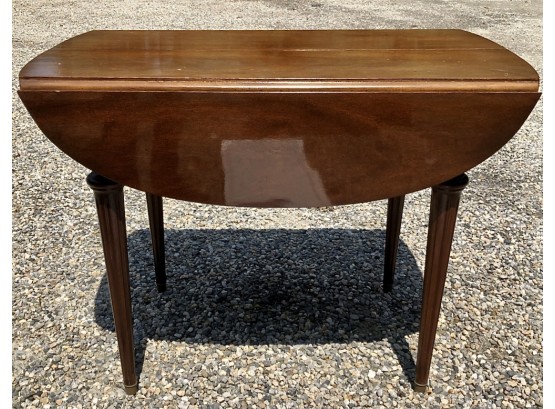 Pembroke Table - Expands To Dining Table - Includes 4 Leaves In Storage Sleeves.  Fantastic PIece!