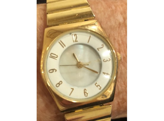 Gold Tone Watch - Lovely Face
