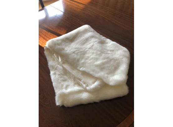 Synthetic White Fur Stole