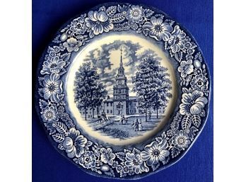 English Staffordshire Ironstone Plate - Depicting Independence Hall In Philadelphia - Signed On Base