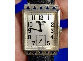 Vintage Wrist Watch With Leather Band - Signed 'Gruen'