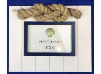 Charming Nautical Frame - Appears New & Unused - Tags On Reverse