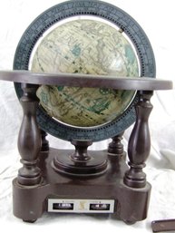 Vintage Old World Globe AM Radio