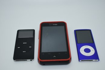 Early Ipods And Verizon Phone #422