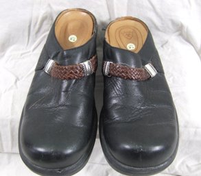 Ariat Black Clogs Size 7.5