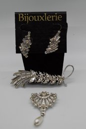 Gorgeous Rhinestone Pendants And Earrings Set #592