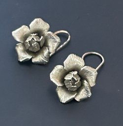 Sterling Silver Flower Earrings #633