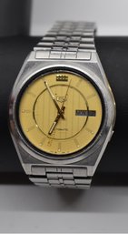 Vintage Collectable Seiko 5 Golden Dial Men's Watch 7009-876A #801