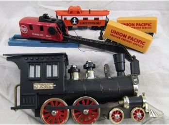AM Train Radio And Other Trains Lot
