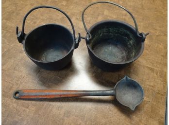 #3 Ladle  And 2 Smelting Pots.