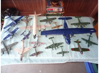 17 Plastic Model Airplanes.