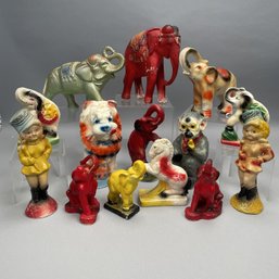 Fourteen Chalkware Circus Or Carnival Prizes