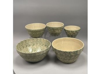 Five American Graduated Green Spongeware Mixing Bowls, R. Ransbottom, Roseville, Ohio, Twentieth Century