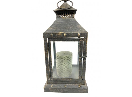 Decorative Candle Lamp With Candle.