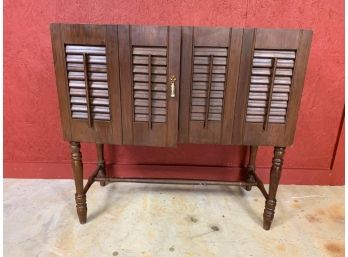 Vintage Small Side Buffet Table With Accordion Front Doors