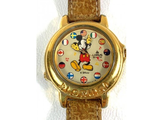 Vintage Lorus Mickey Mouse  Watch