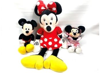 3 Stuffed Minnie Mouse  And Mickey Mouse Dolls