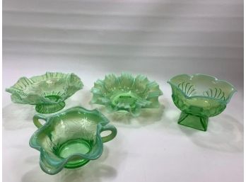 4 Glass Fenton Bowls