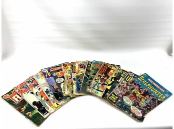 Lot Of 17 DC Comic Books