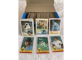 1983 Topps Baseball Cards With Leader Series In Vending Box