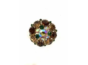 Small Vintage Weiss Brooch