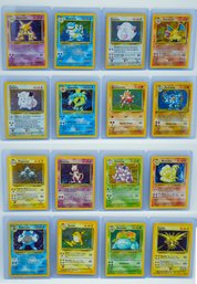 FULL POKEMON BASE SET 102 Of 102 CARDS!!!! WOW!! Comes In Vintage Binder As Pictured!