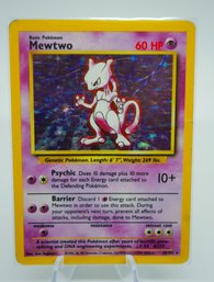 MEWTWO Base Set Holographic Pokemon Card!! (4)